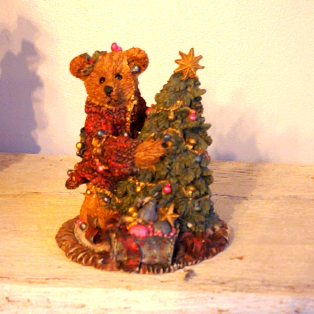 Boyd's Bear Christmas Statues